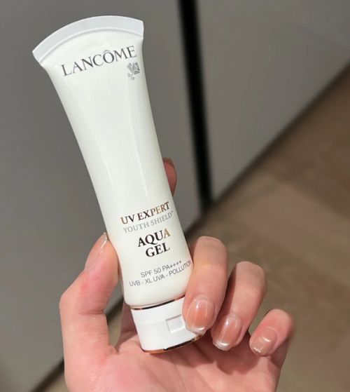 国产排行榜前十优秀的高口碑防晒CQ9电子国货防晒霜第一名揭秘(图9) 国产排行榜前十优秀的高口碑防晒CQ9电子国货防晒霜第一名揭秘(图9)